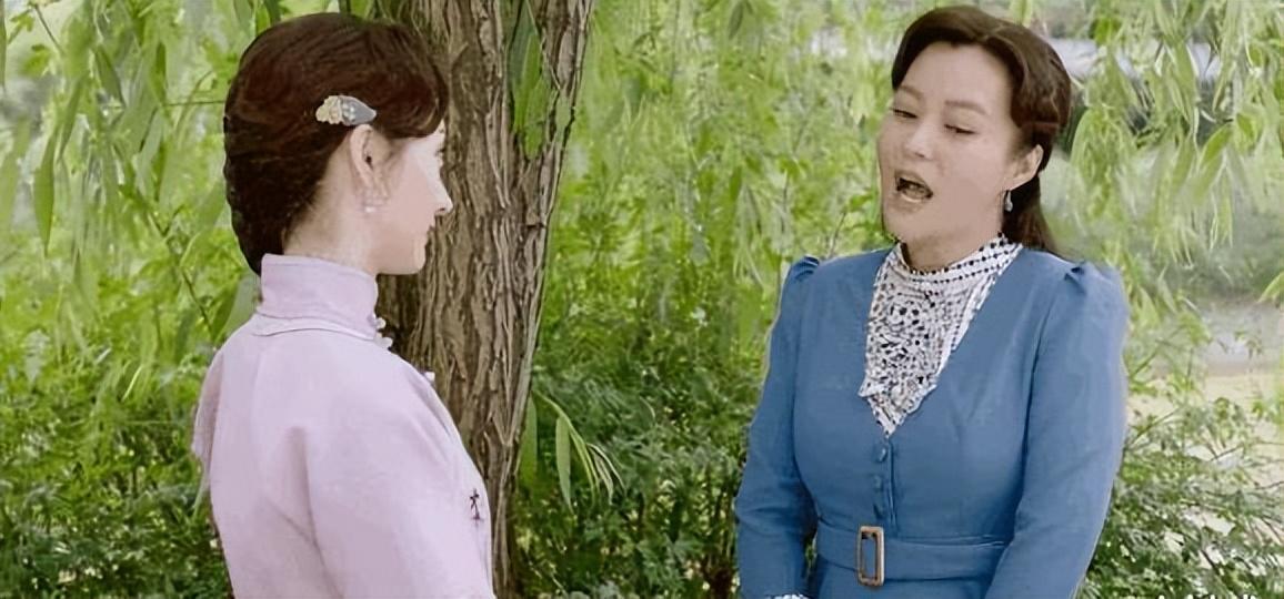 45岁郝蕾演少女翻车?膀大腰圆胖到没脖子,被自己说的话狠狠打脸