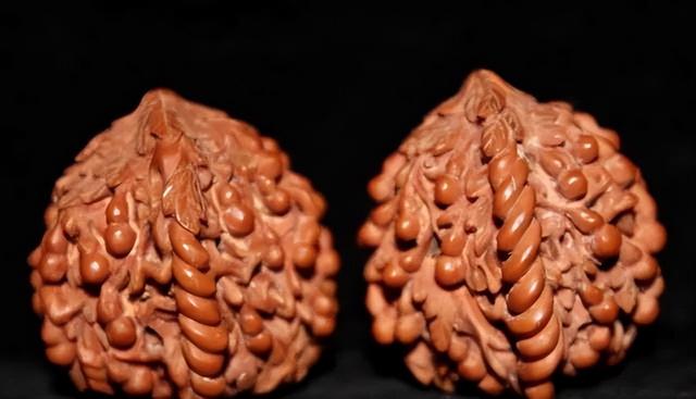 文玩核桃|文玩核桃对你说:你可以这样盘玩