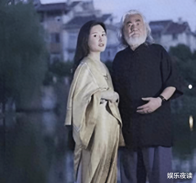 她被誉为“顶级玩家”,拿捏大她31岁的导演张纪中,靠的是什么?