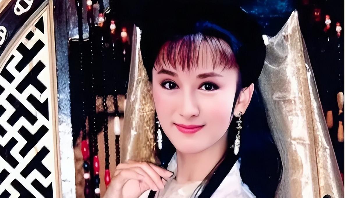 当年为什么非要找个女人演许仙?时隔12年,赵雅芝说出了当时原因