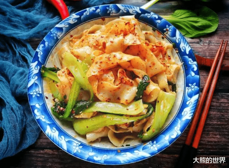 美食教程|大热天不想做饭，试试这4款好吃的面条，简单易做，省力还吃得好