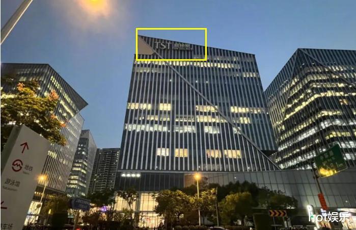 资产解冻,张庭夫妇迪拜疯狂买楼,花1亿迪拉姆,买6套海景房