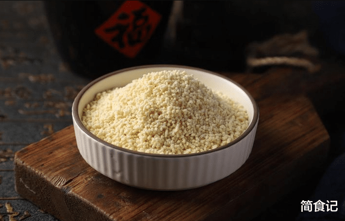 谷氨酸钠|“味精”和“鸡精”有啥区别?哪个好用?看完长见识,别再乱买了