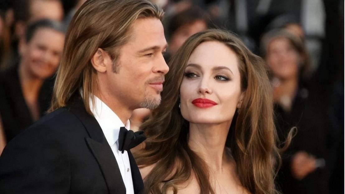 60岁皮特帅气依旧，女儿希洛继承父母高颜值，寸头帅气，长发漂亮