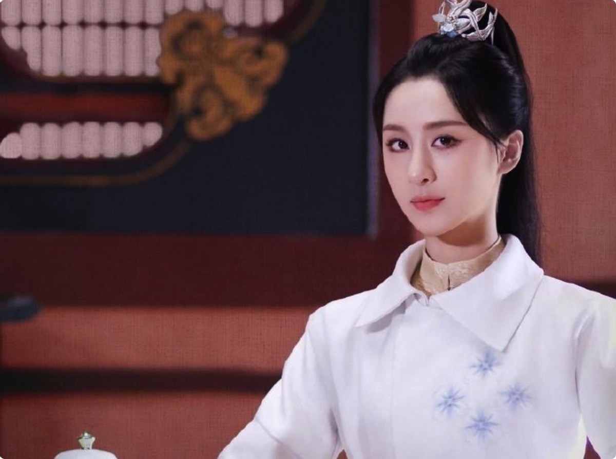 《安乐传》告诉我们,当“丫鬟”太惊艳时,女主可以去打酱油了