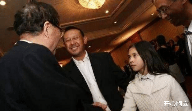 姜文给两个儿子起了日本名？被网友骂他亲日，他却硬气回应：有空多读点书