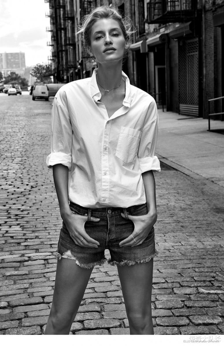 杂志 老杂志里的时尚：四位捷克模特登上《Elle》封面，大腿长出天际