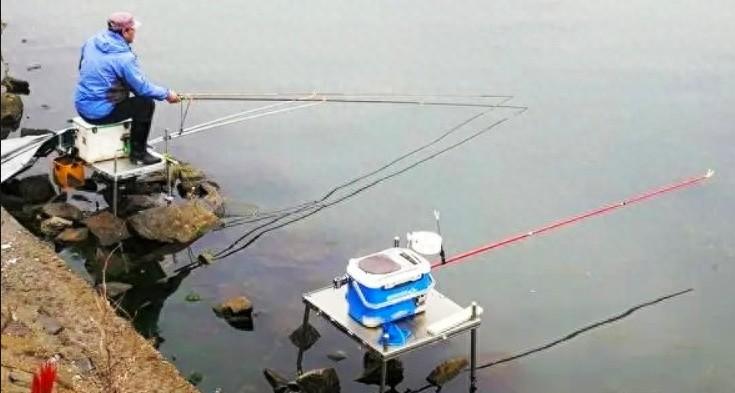 服务钓鱼人屁股的诸多种装备中，小马扎是否会成为最终归宿？