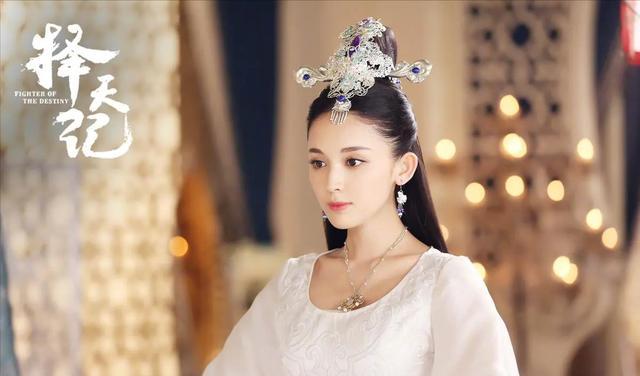 任敏|女明星真实饭量被曝光:娜扎嗦粉1口1根,颖儿每天一粒老干妈