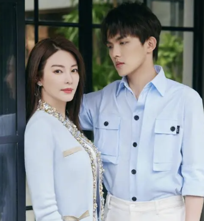 向佐|娱乐圈又要出豪门赘婿了!