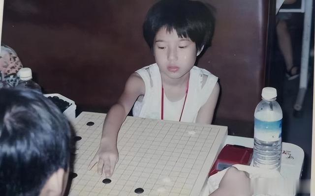 |我职业棋手,14岁入国家队集训10年,退役后参与影视拍摄爆红网络