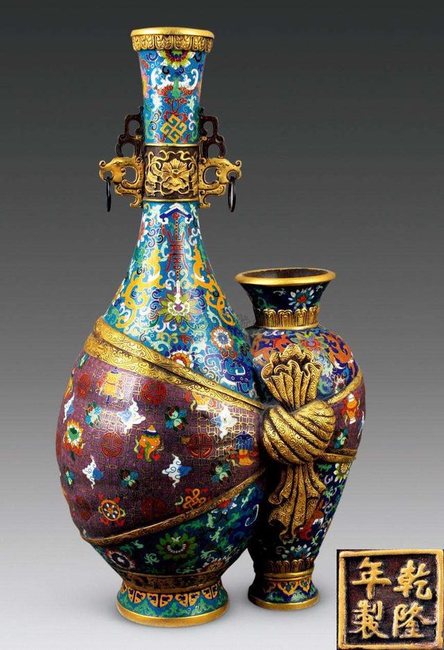 粉彩|康熙也爱蝴蝶结,还把它打在了瓷器上