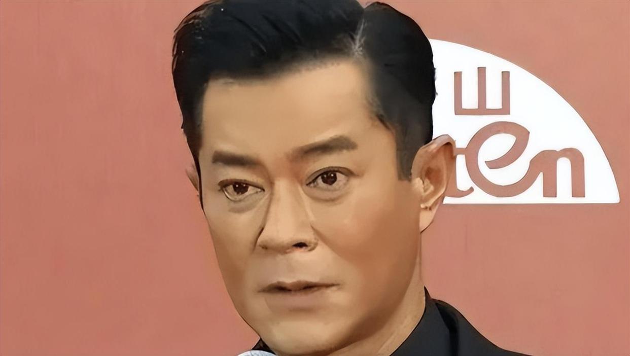 年轻时温柔,到中年却越长越凶,这6位明星天生一副不好惹的脸