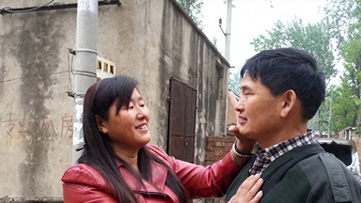 于文华不再隐瞒自己与朱之文的真实关系!原来我们都被骗了!