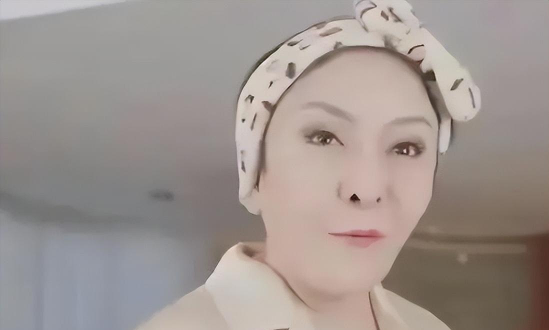 向太|向太素颜首次公开，各个器官都不太正常！