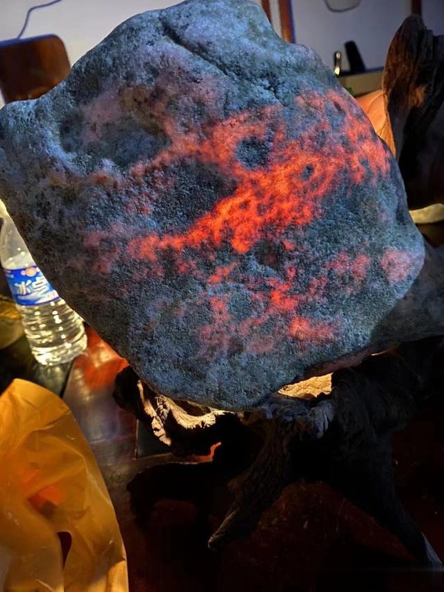 翡翠原石为什么漫天要价?