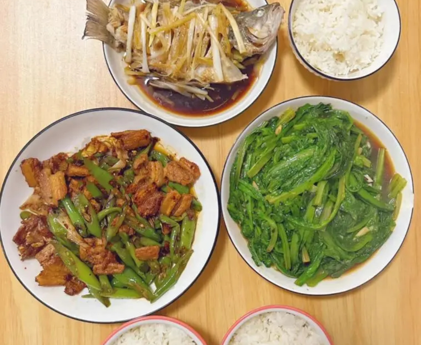 浙江|浙江一家三口的晚餐的火了,一顿不超30元,网友:拒绝假精致