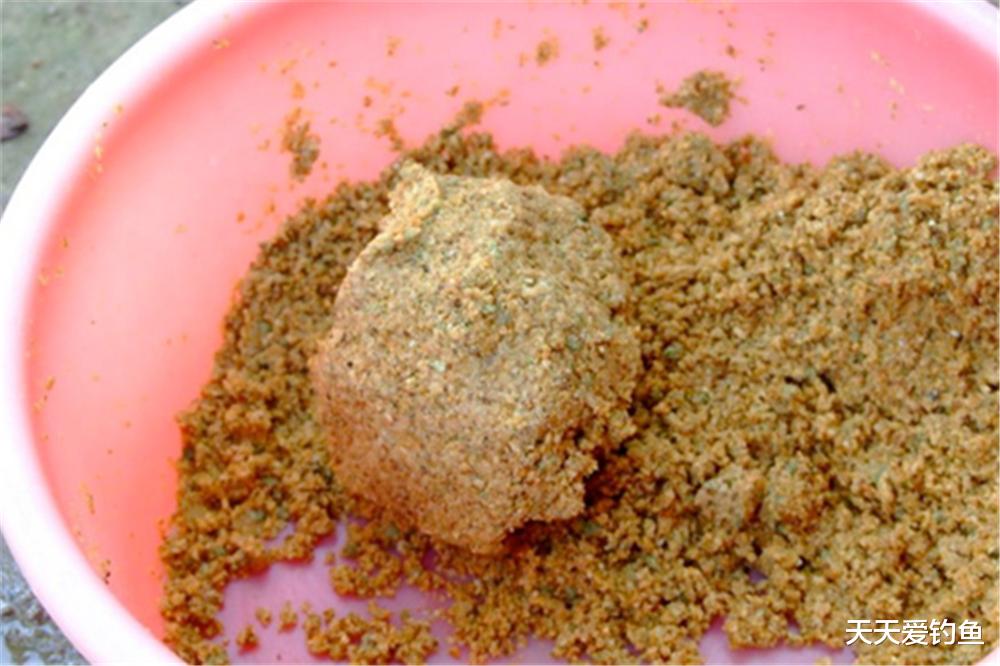 鲤鱼|春天野钓鲤鱼,记住核心套路有4个,大鲤鱼不要太好钓