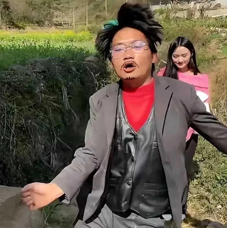 王宝强劝告王宝弱:模仿我可以,但不要打着我的名号进行商演赚钱