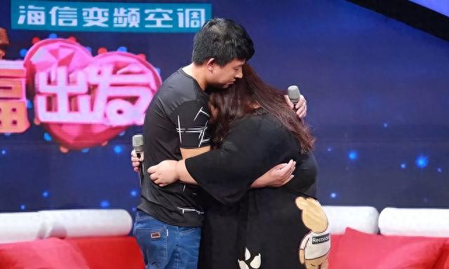 昔日校花被丈夫喂到330斤、睡塌两张床，丈夫：我怕她被别人抢走