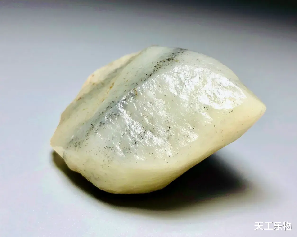 玉雕|曾与籽料分庭抗礼,却最终甘当配角的和田玉戈壁料!