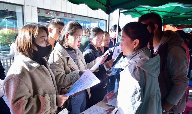 上海市|很少见,上海烟草集团2022年大量专科生被录用,网友:你去考考看