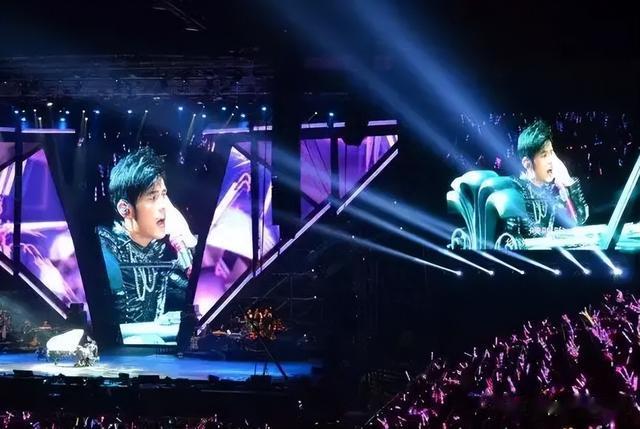 周深|内娱最大的笑话,一个16强选手周深,吊打《中国好声音》历届冠军