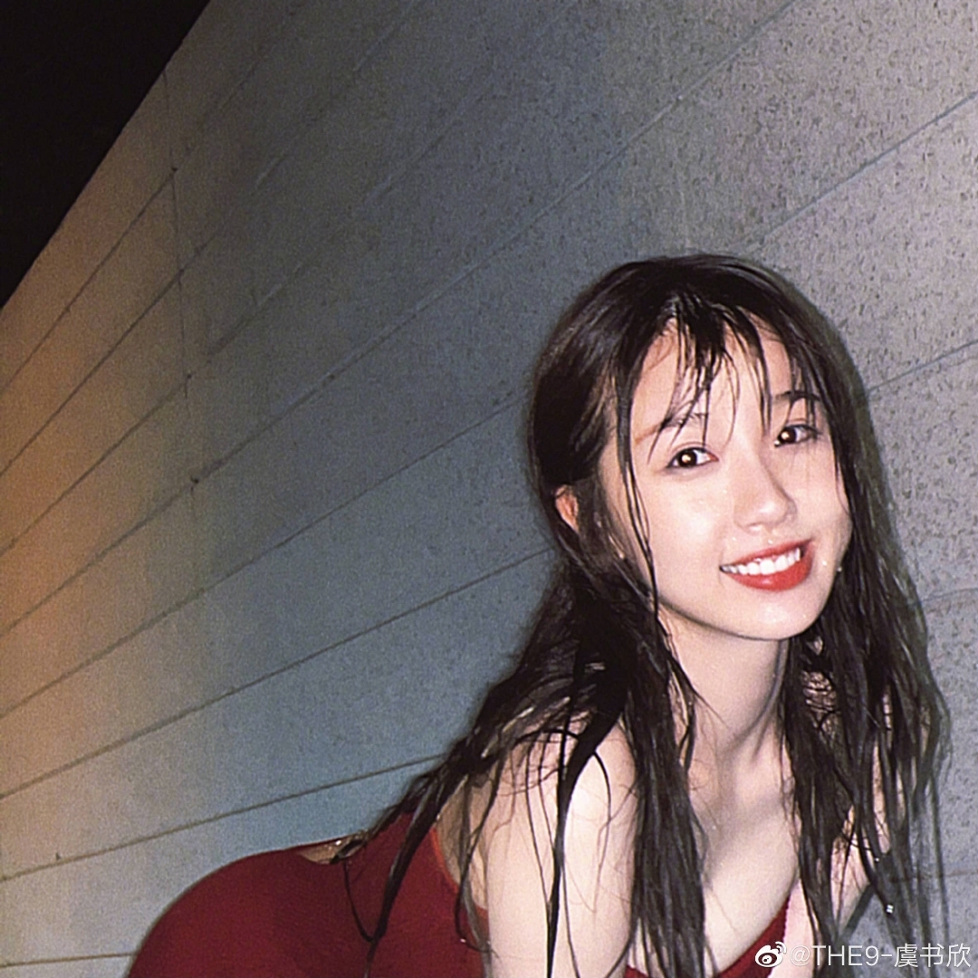 虞书欣高调出国翻车!父母被扒再恢复执行222万,有钱不还惹众怒