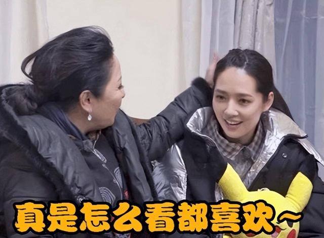 许凯|奚梦瑶参加友人婚礼,被疑有孕,怀三胎的郭碧婷被向太拉着秀和睦