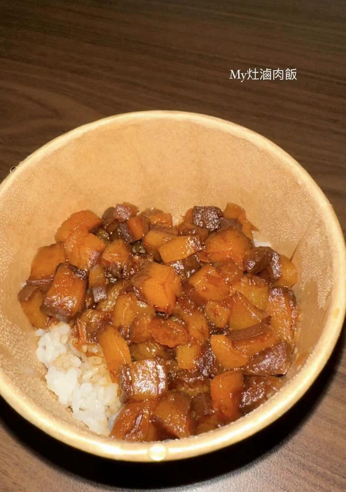 陈奕迅18岁女儿高清正面照罕见公开,散发成熟女人味,美得好特别