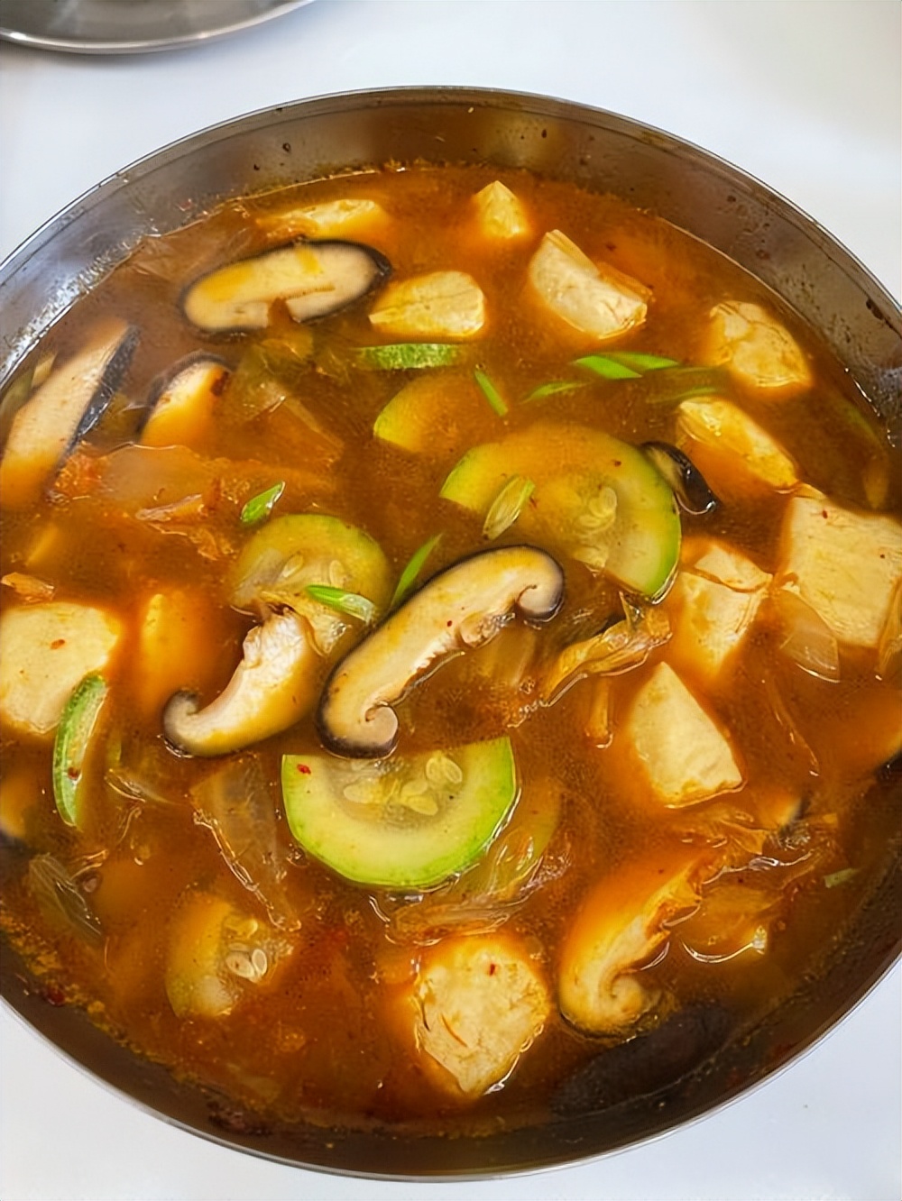 金针菇|“秋季一碗汤,不用郎中帮”,多给孩子喝这道汤,健脾降燥又解馋