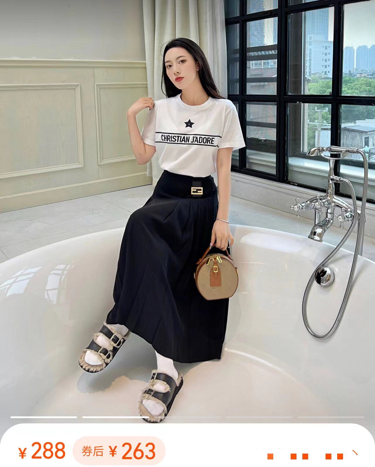 骆达华携妻女现身广西！老婆穿百元衣，学霸女儿身材火辣似混血