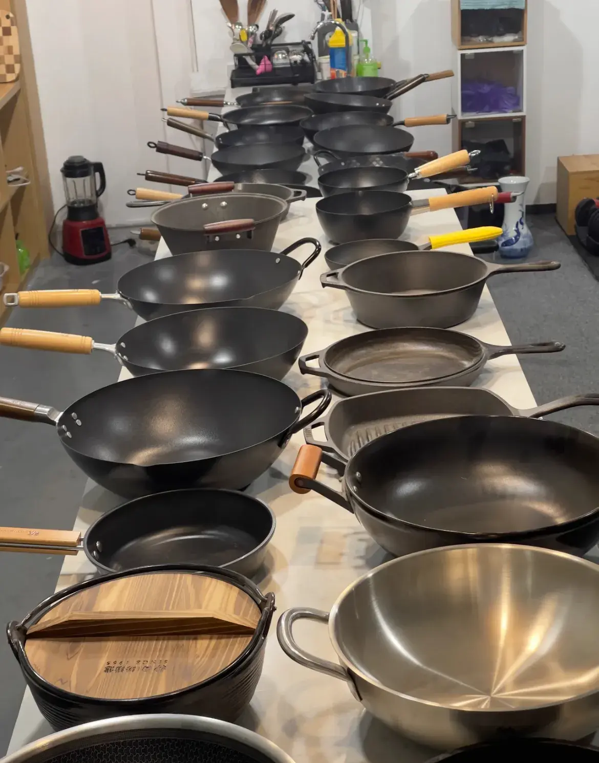 不粘锅|若再买炒锅,我发誓决不买的“10种锅具”,不是挑剔而是真难用