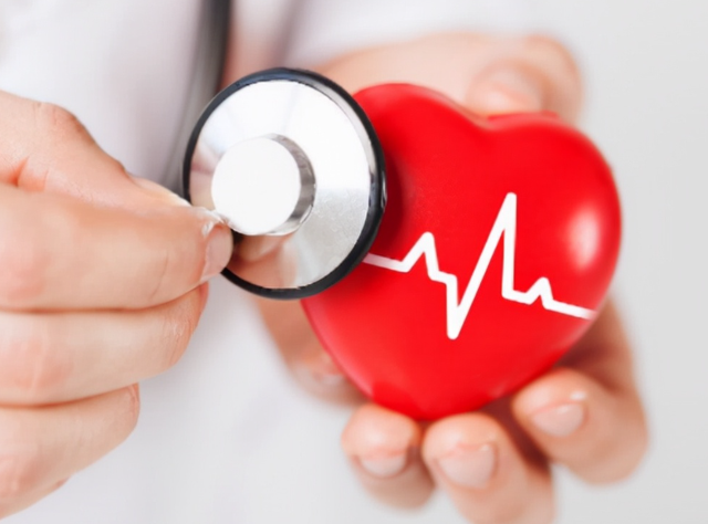 为什么说半夜醒来，别看时间、别喝水？医生：别不信