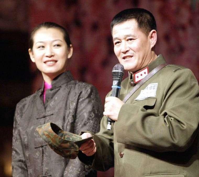 赵本山|赵本山女婿信息被曝：博士生，在国外有生意不缺钱，婚后定居东北