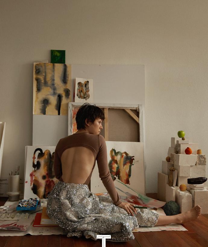 孙俪|孙俪练习高难度的瑜伽动作,自夸开了智慧穴,瑜伽裤外套毛裤好抢镜