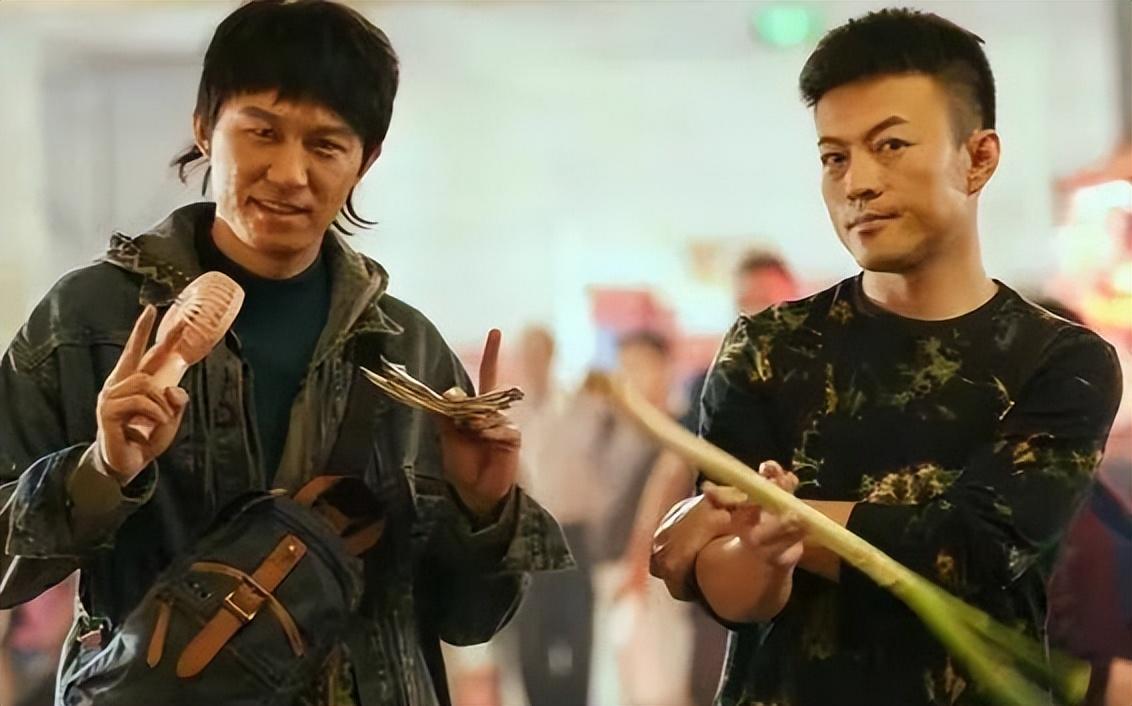 父亲是金牌编剧，媳妇是演员，他本不用担忧资源，甘愿从龙套做起