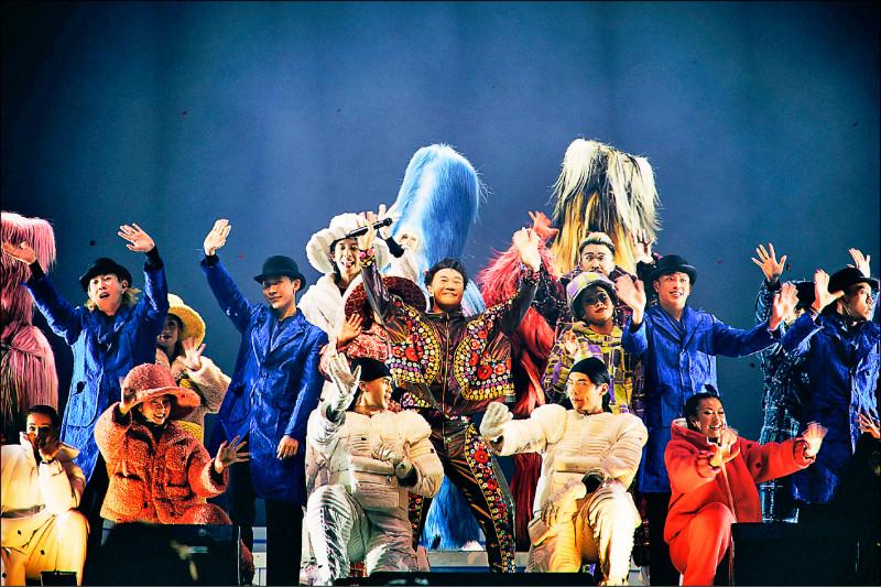 陈奕迅18岁女儿高清正面照罕见公开,散发成熟女人味,美得好特别