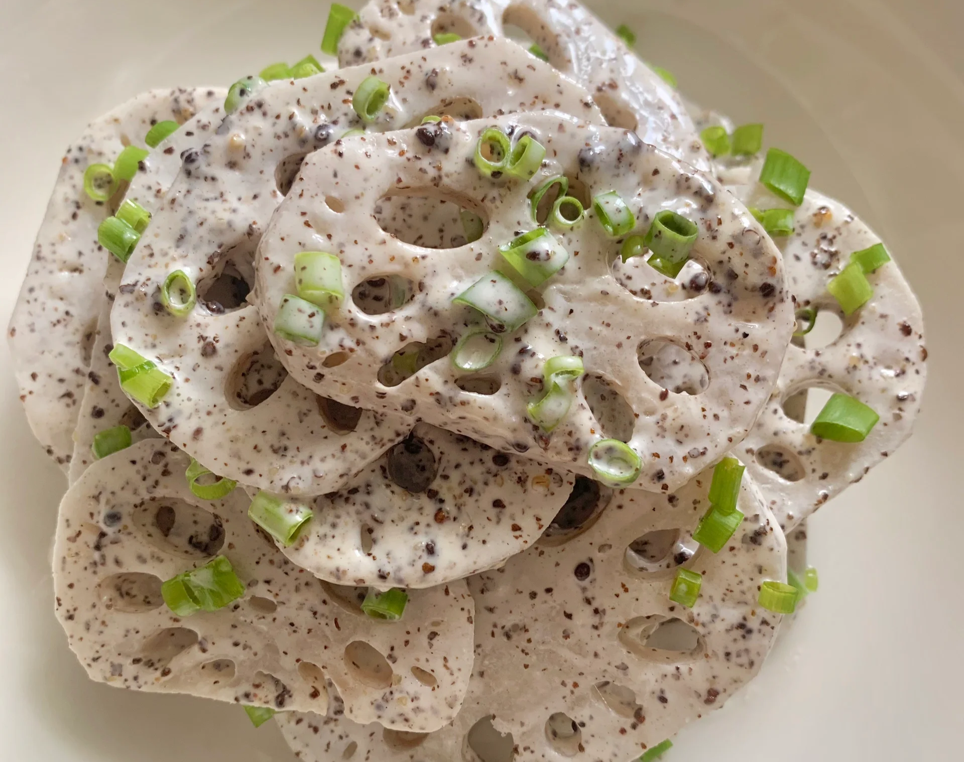 |人到中年,千万别舍不得吃,8种易消化有营养食物,再穷都要吃