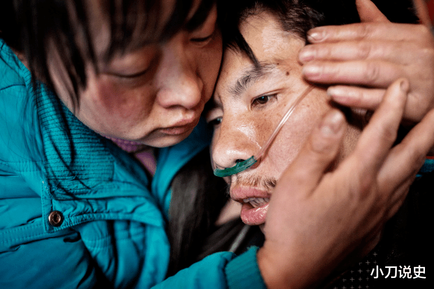 冯小刚病情恶化,已放弃治疗,我才明白,身体健康比什么都重要