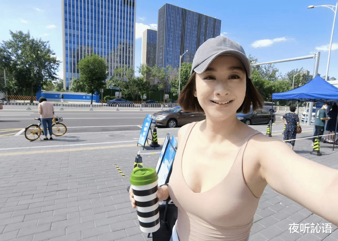 收视女王首回应耍大牌，自曝因拍戏留下病根，只能依靠止疼药生活