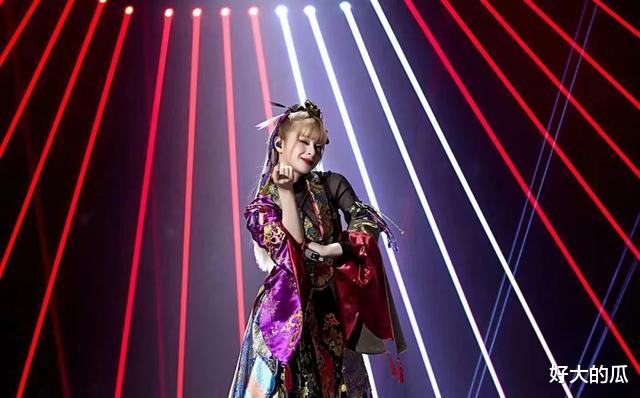 嘻哈|没想到“脱口秀”倒下后，轮到“嘻哈圈”翻身了