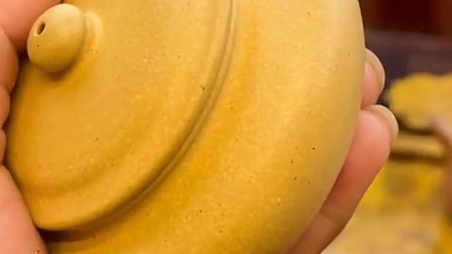 |本绿泥料紫砂壶鉴别