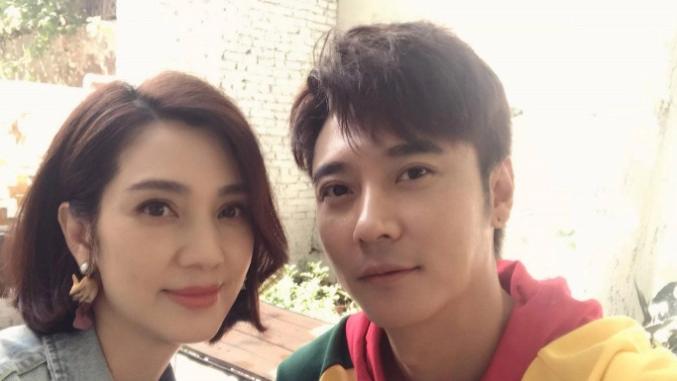 假面|从洪欣到陶虹，娱乐圈的“假面夫妻”，都装不下去了