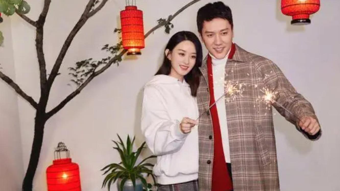 |赵丽颖给大佬秘密生子？带娃外出推婴儿车被疑生二胎，娱记已回应