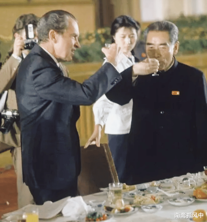 虾仁|1972年,尼克松首次访华,将一道菜吃得精光,自此成了国宴菜