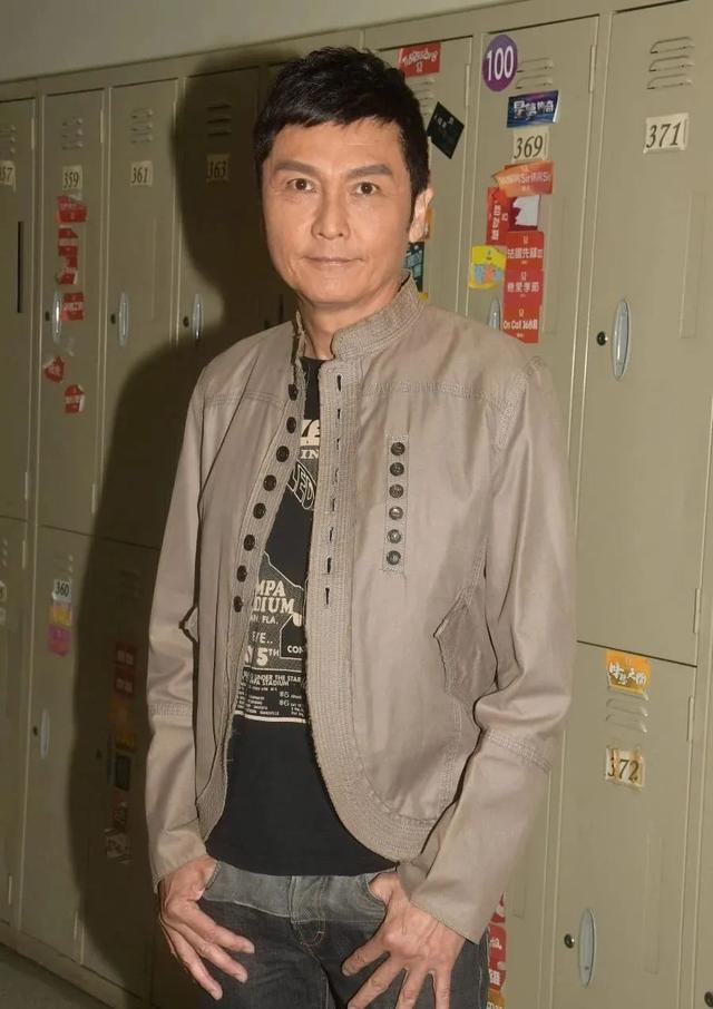 沈梦辰|61岁前TVB「型佬」曾因违约接外快遭解雇 北上拍戏转危为机