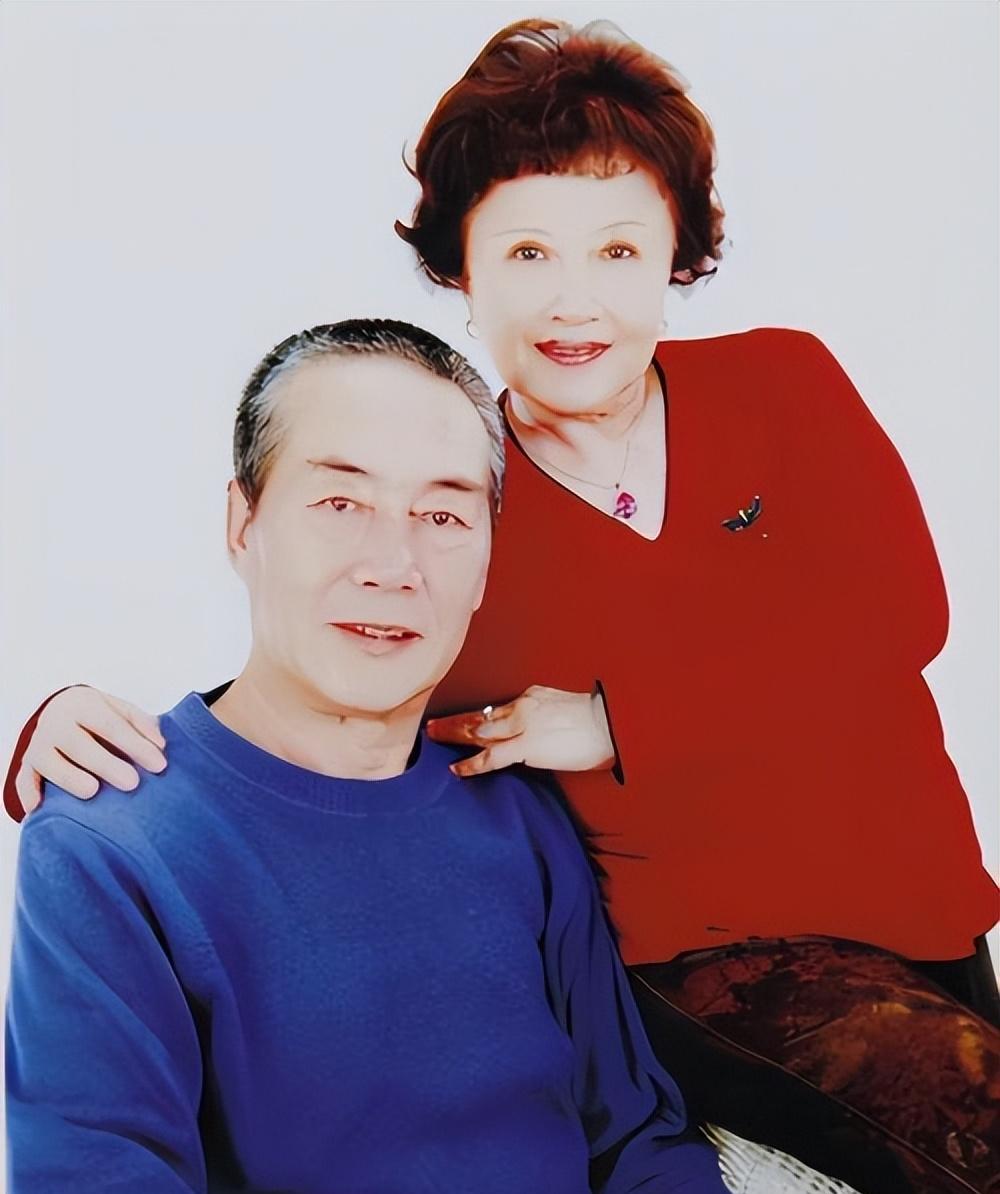 演员杜雨露养育3个儿女,葬礼仅6人参加,临终11字遗言太深刻