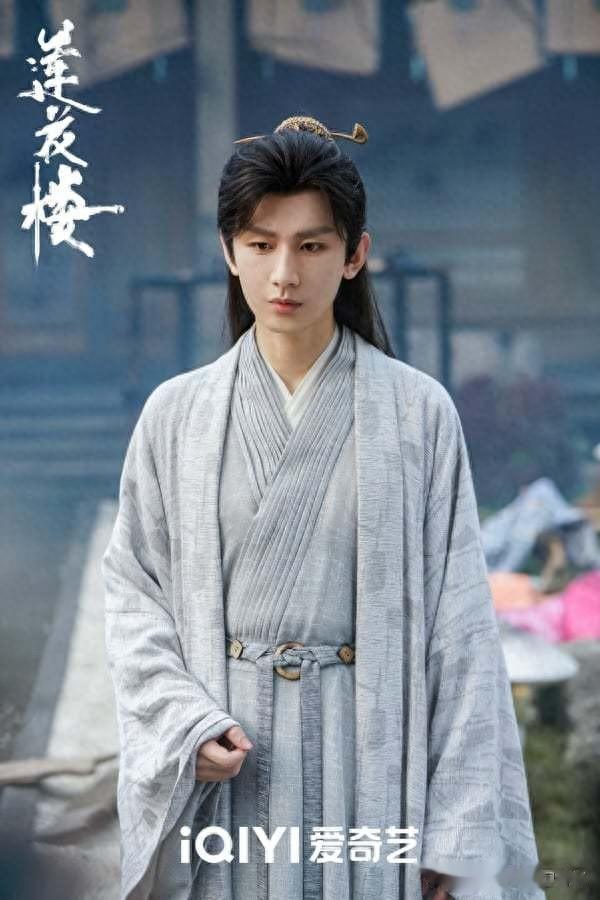 2023暑期演员网络搜寻量TOP10！ 肖战第6，檀健次赢杨洋，热巴第3