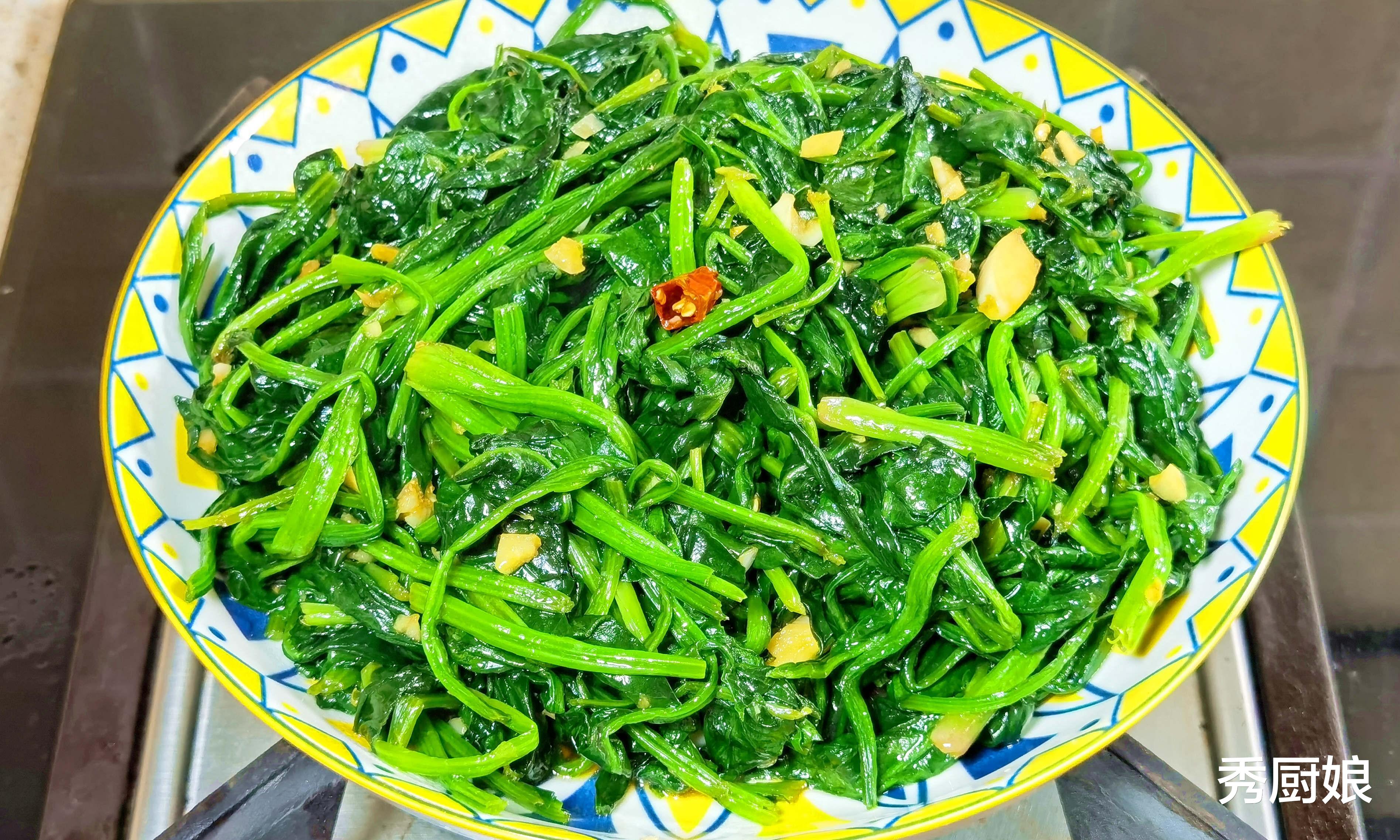 食材|“肝脏”最喜欢的五种食物，中老年人要常吃，养肝下火，健康过冬